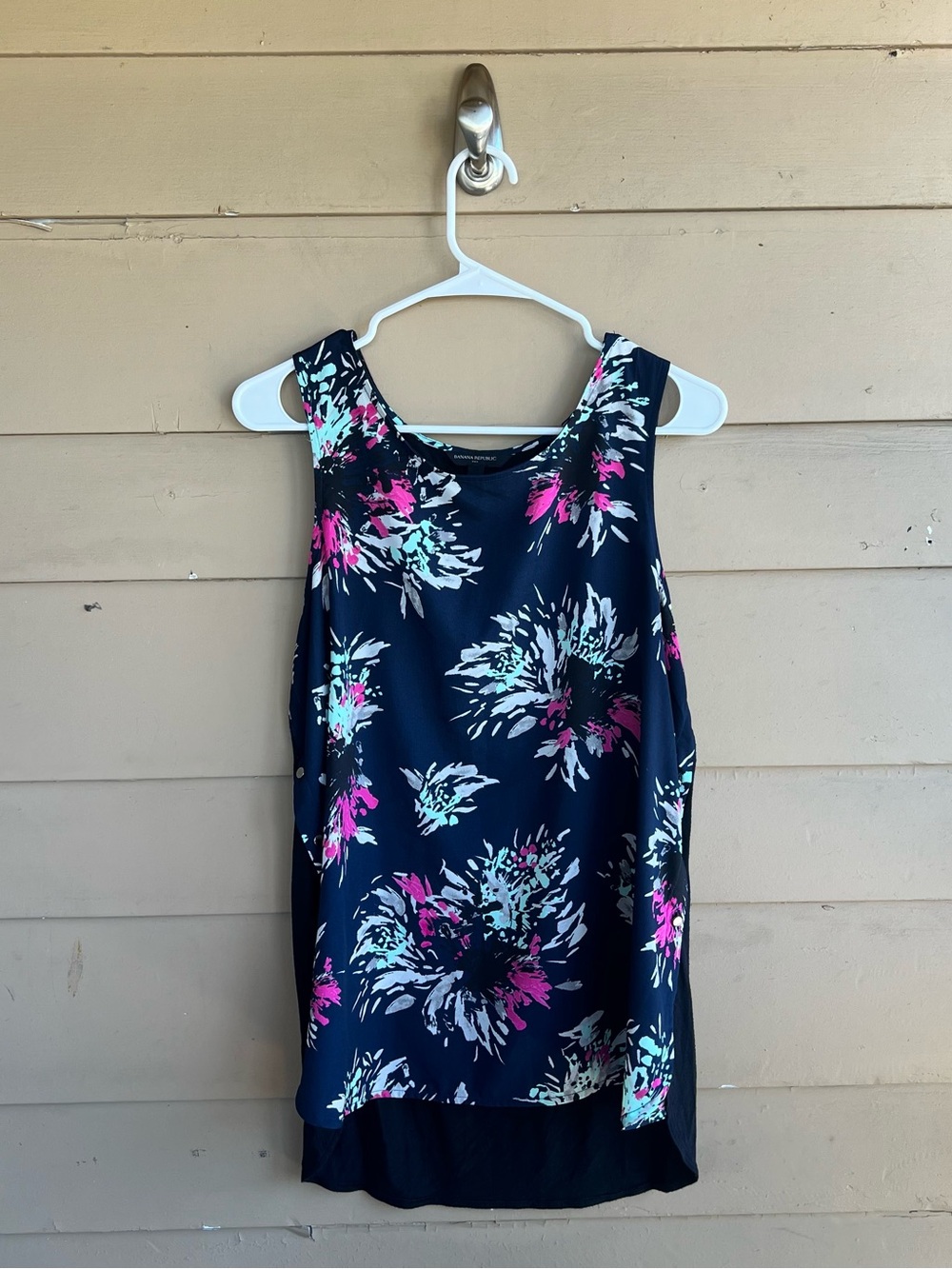 Banana Republic Factory Floral Tank Top Size L Casual Spring Summer